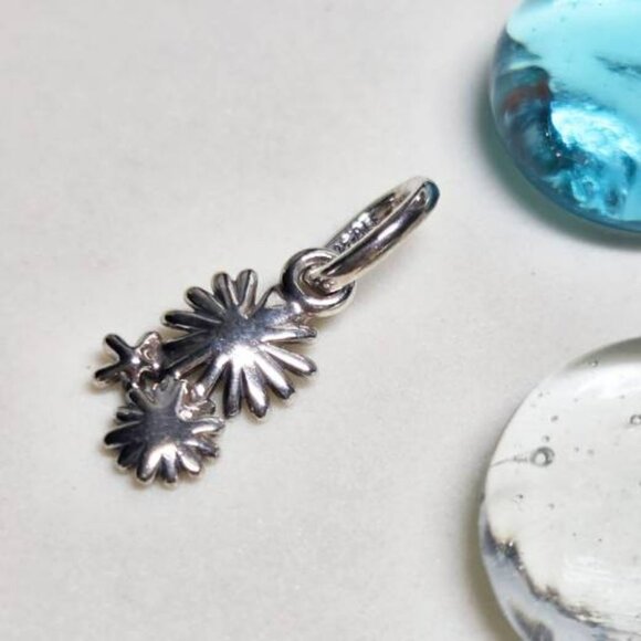 Authentic Pandora Daisy Flower Bouquet Dangle Charm Sterling Silver Pendant - Picture 4 of 5